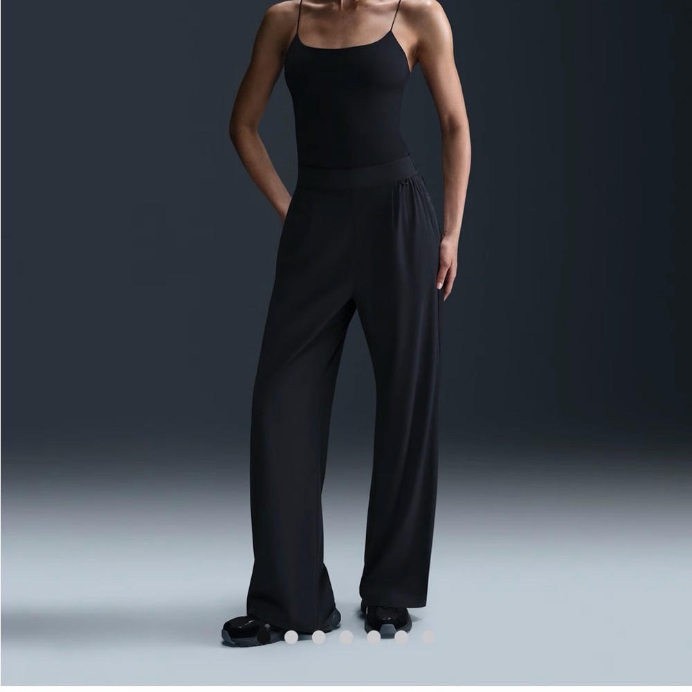 Nike 24.7 PerfectStretch Pants